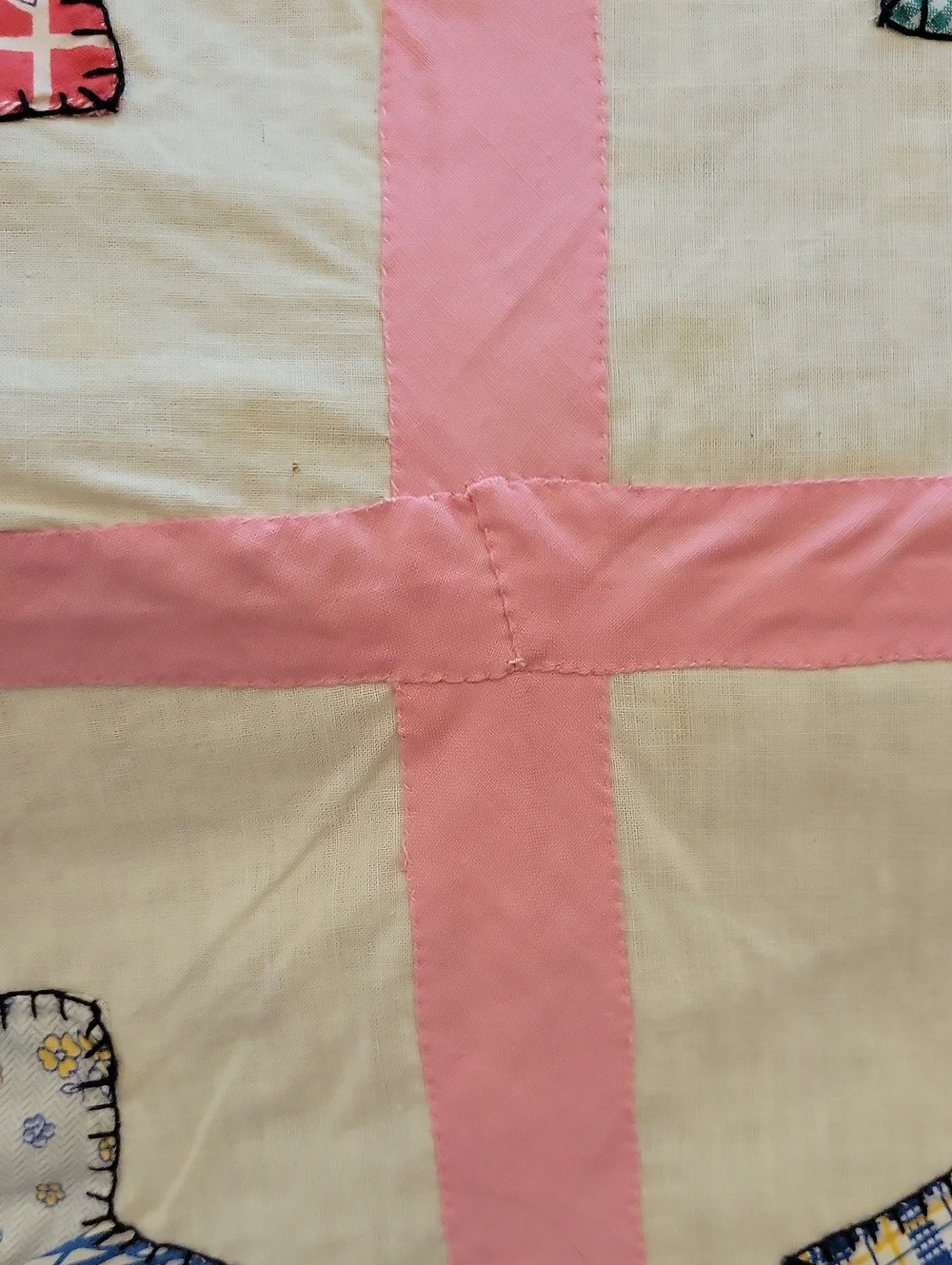 Vintage Dresden Plate Bedspread